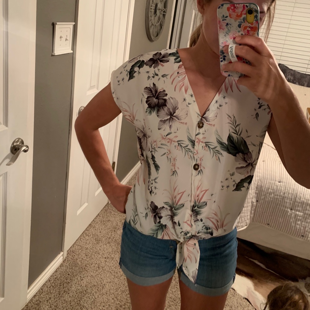 Floral top